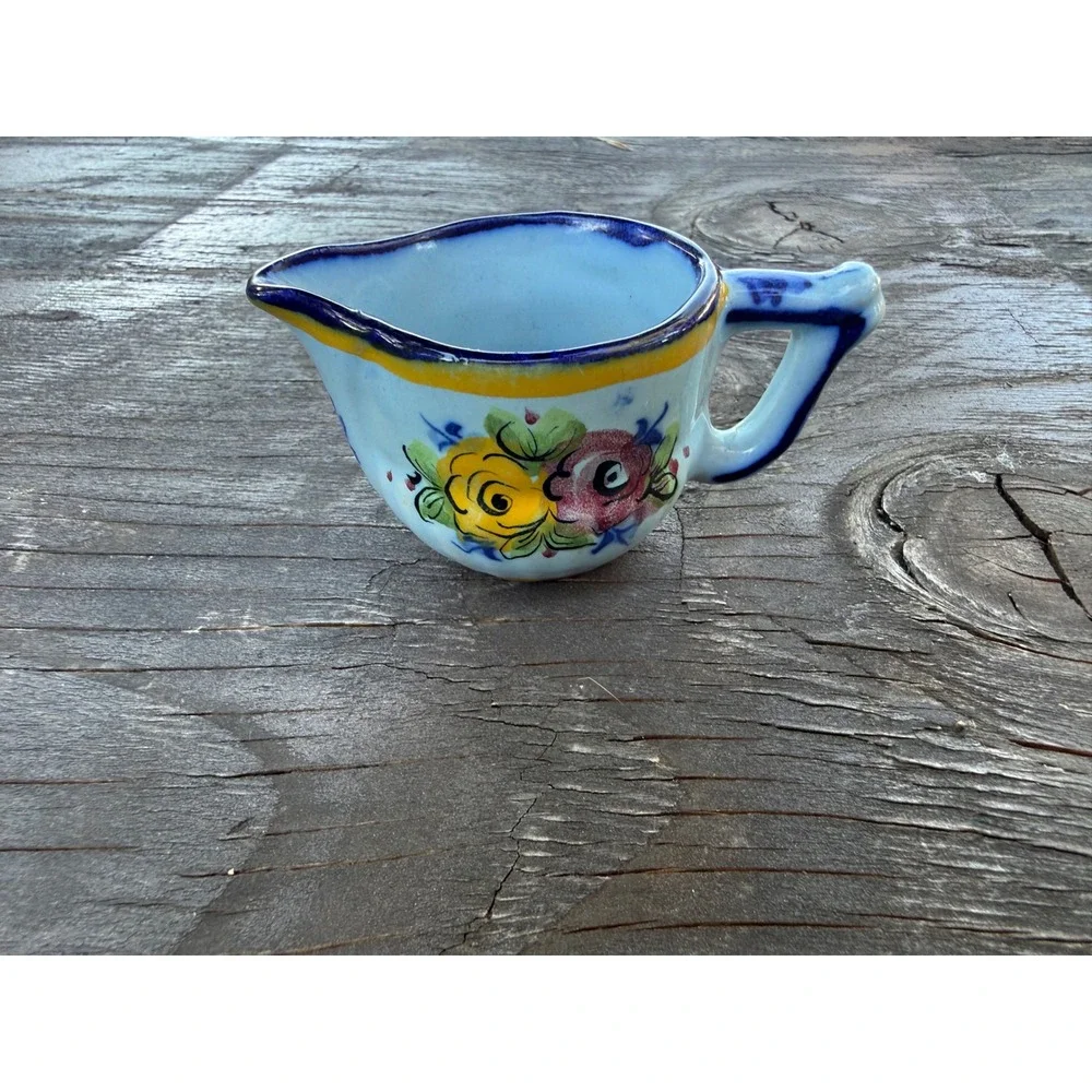 Vestal Alcobaca‎ Portugal Hand Painted Pottery Creamer Floral Blue Yellow 244